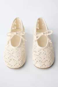 CROCHET BALLET FLATS