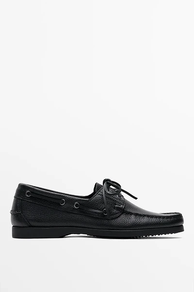 Leather boat shoe