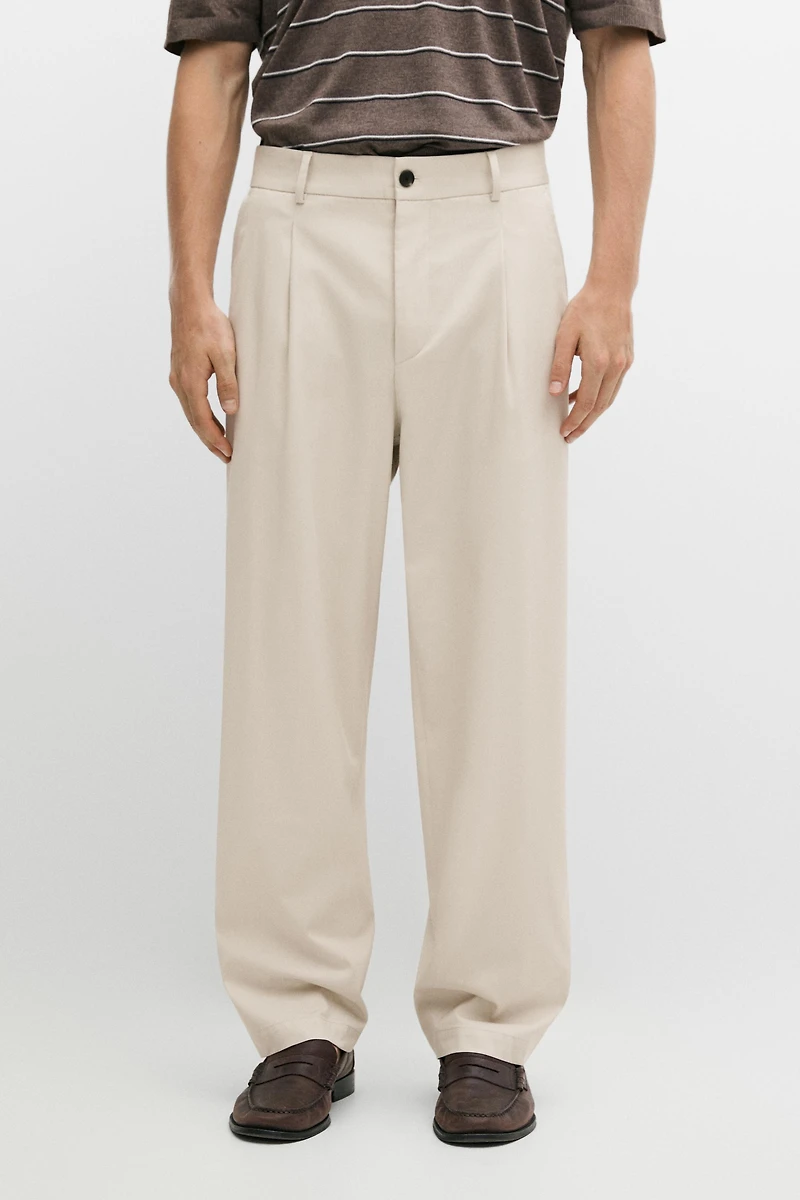 Relaxed fit darted pants