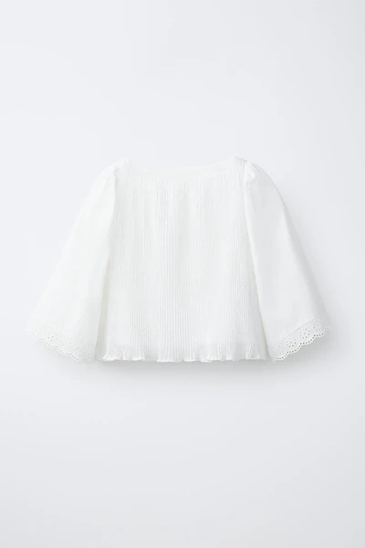 EMBROIDERED PLEATED TOP