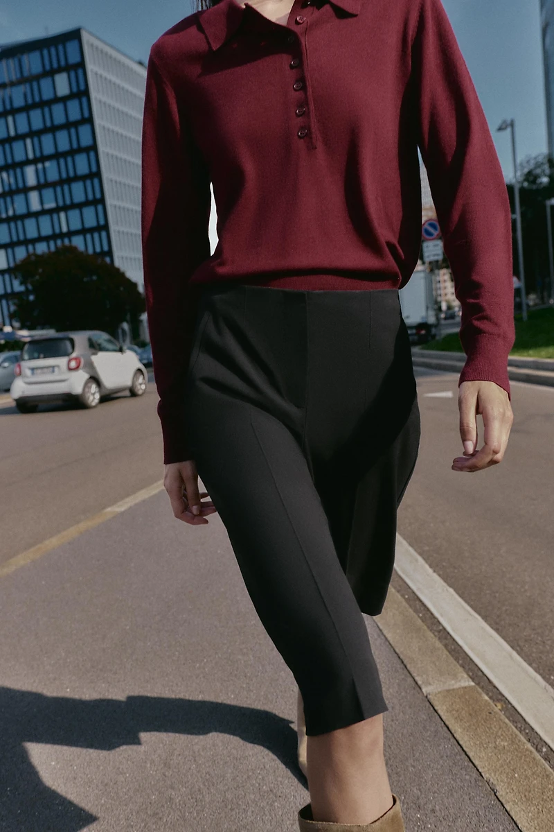 HIGH-WAISTED LONG SHORTS