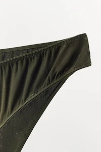 CULOTTE TEXTURÉE AVEC SOIE
