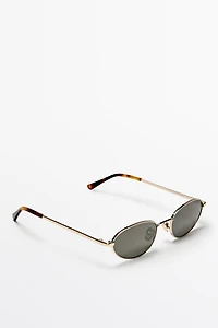 Oval metal sunglasses