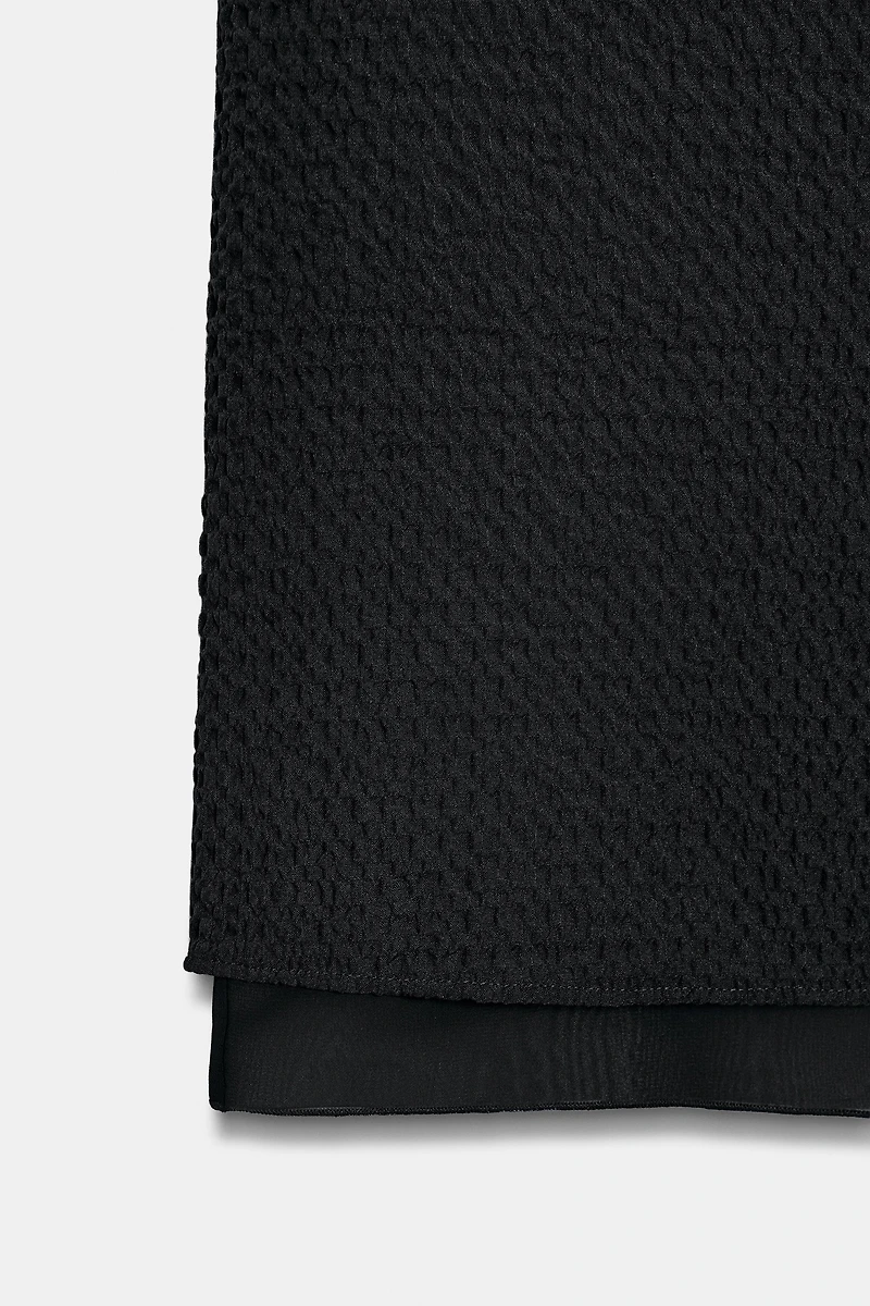 CONTRASTING FABRIC MIDI SKIRT