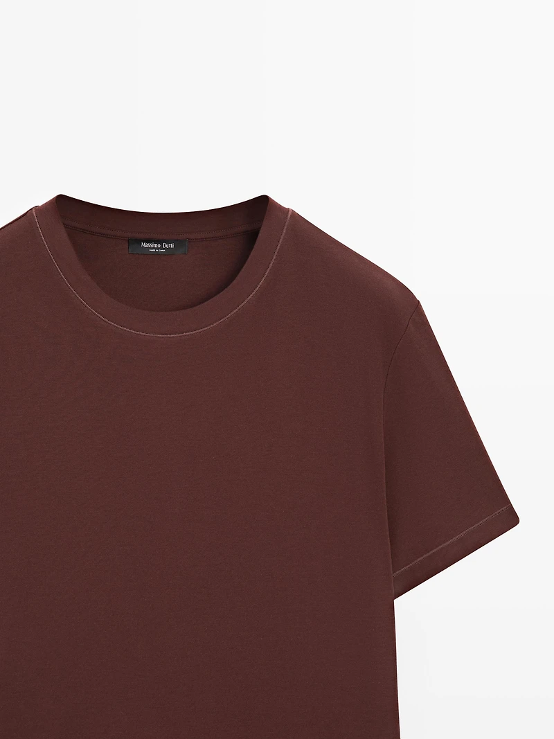 Short sleeve cotton blend T-shirt