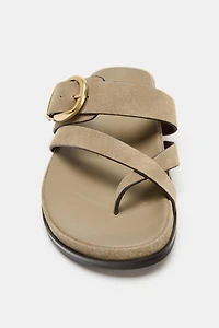 LEATHER BUCKLE SANDALS