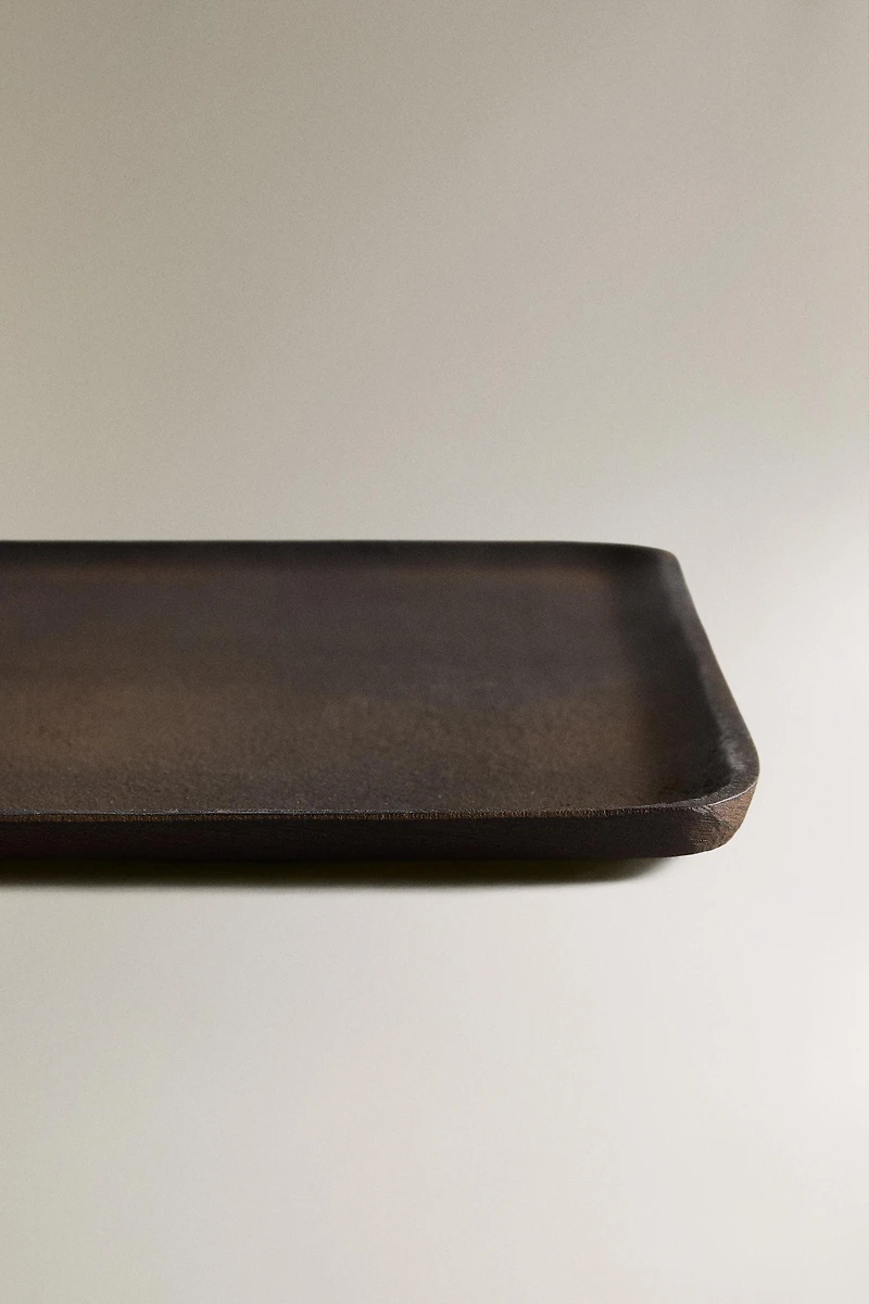BLACK METAL TRAY