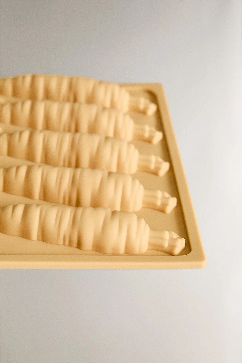 MOULE PÂTISSERIE CAROTTE