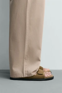 SANDALES EN CUIR DOUBLE BRIDE