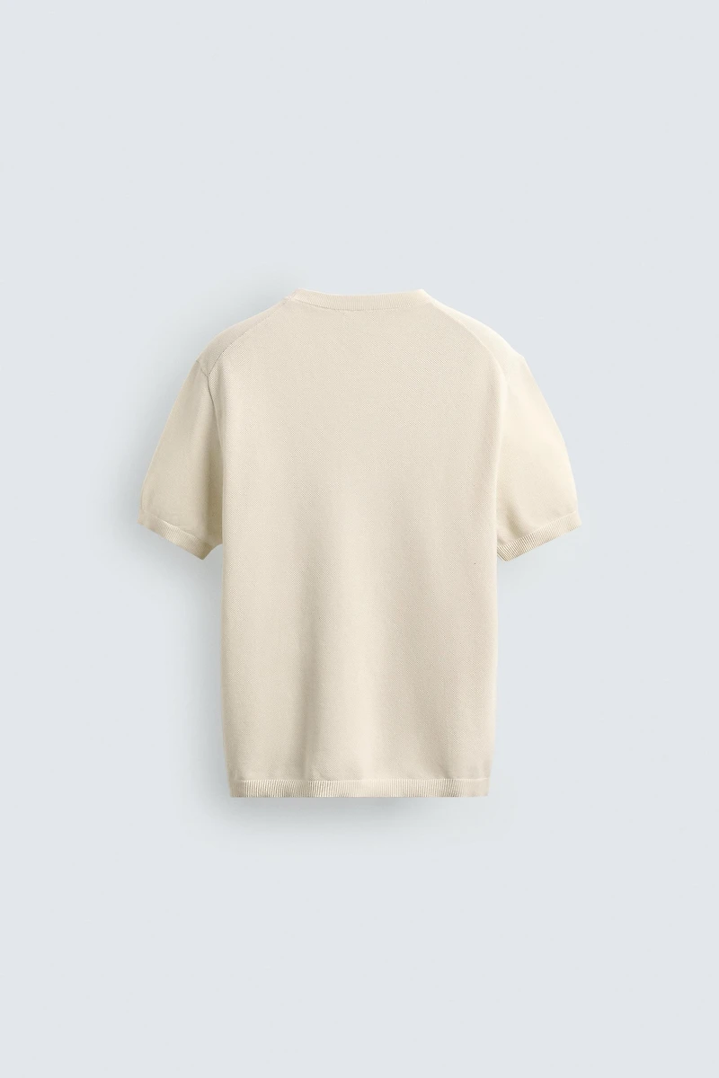 T-SHIRT EN MAILLE COUPE DÉCONTRACTÉE