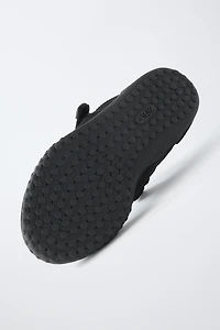 MULTI-PIECE SPORTY BALLET FLATS