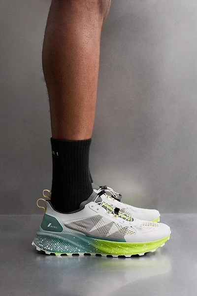 RUNNING SNEAKERS