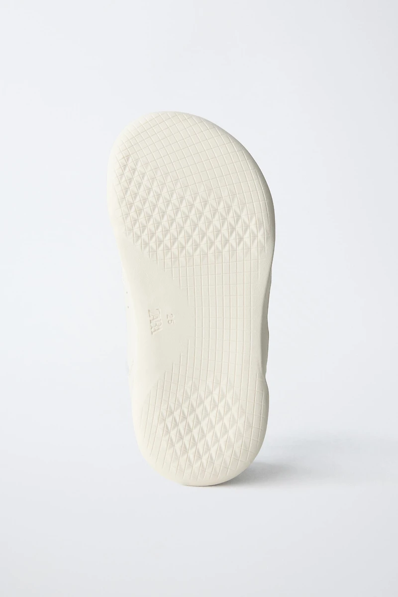 LEATHER BAREFOOT SNEAKERS