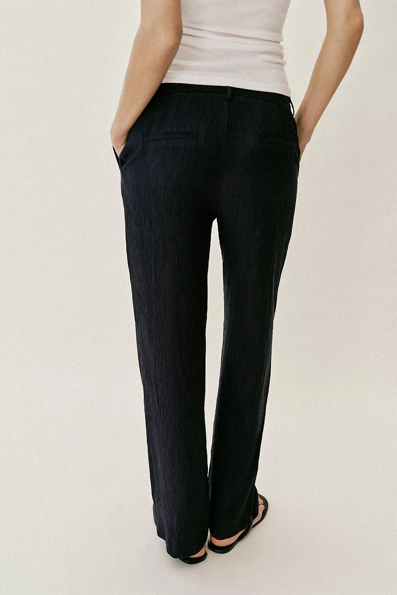 PANTALON DROIT EFFET FROISSÉ