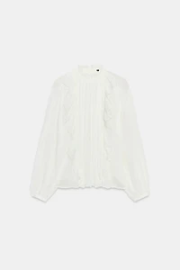 COTTON GAUZE LACE TRIM RUFFLED BLOUSE