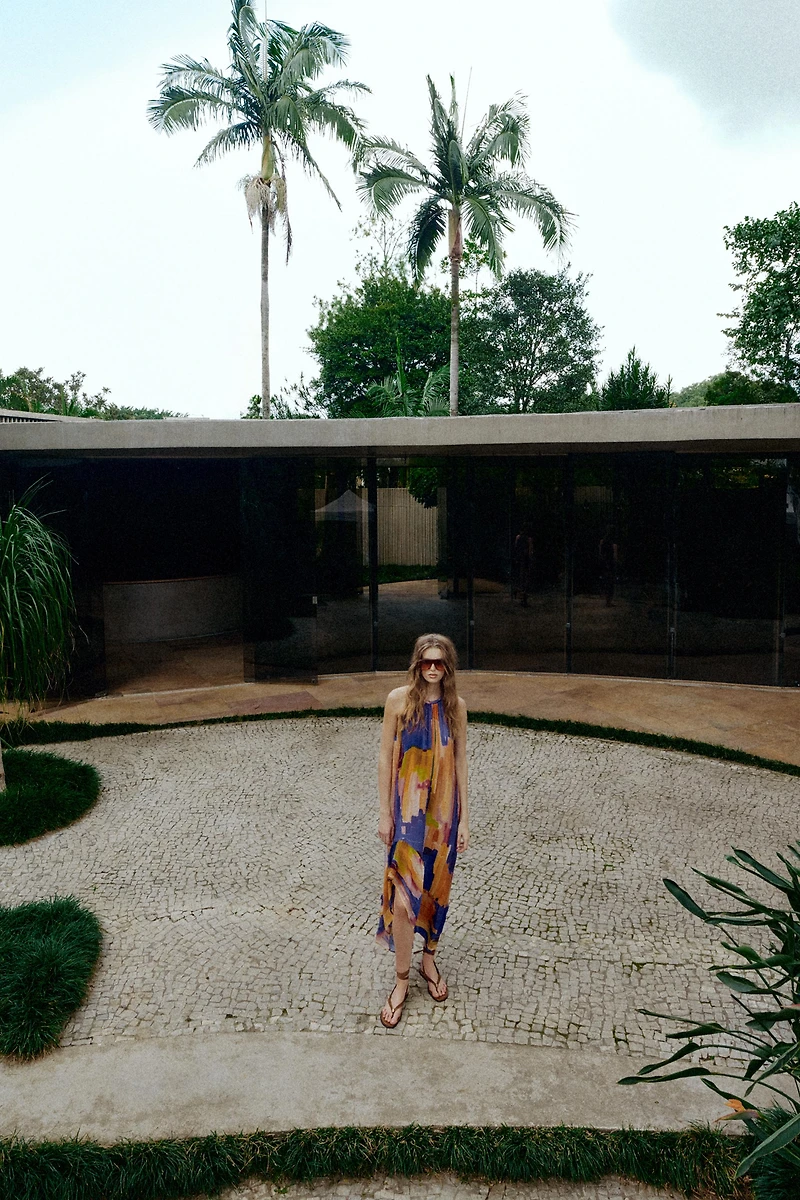 ASYMMETRIC HEM PRINTED DRESS