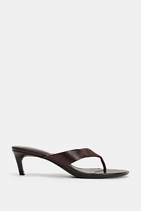 SANDALES KITTEN EN CUIR