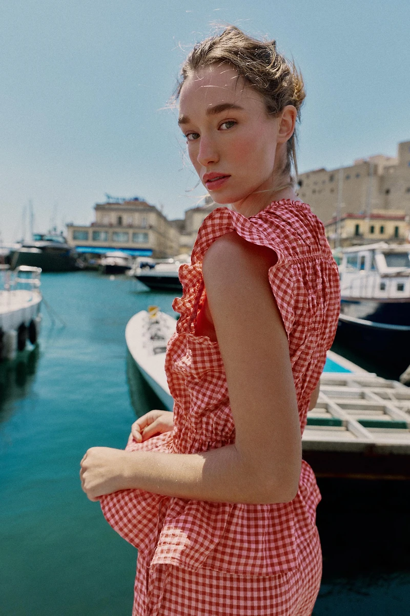 GINGHAM RUCHED TOP