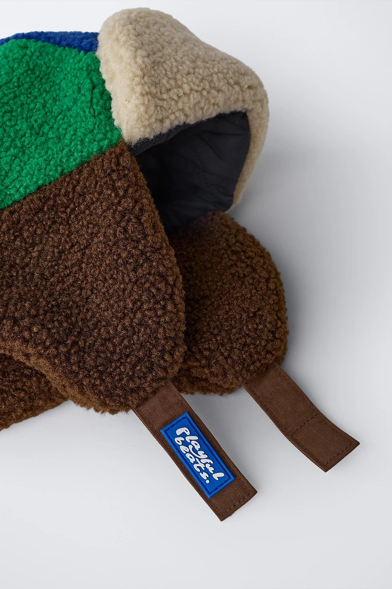 MULTICOLOR FLEECE CAP