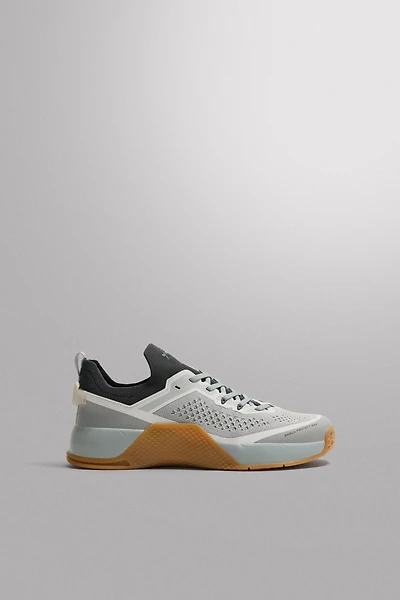TRAINING SNEAKERS