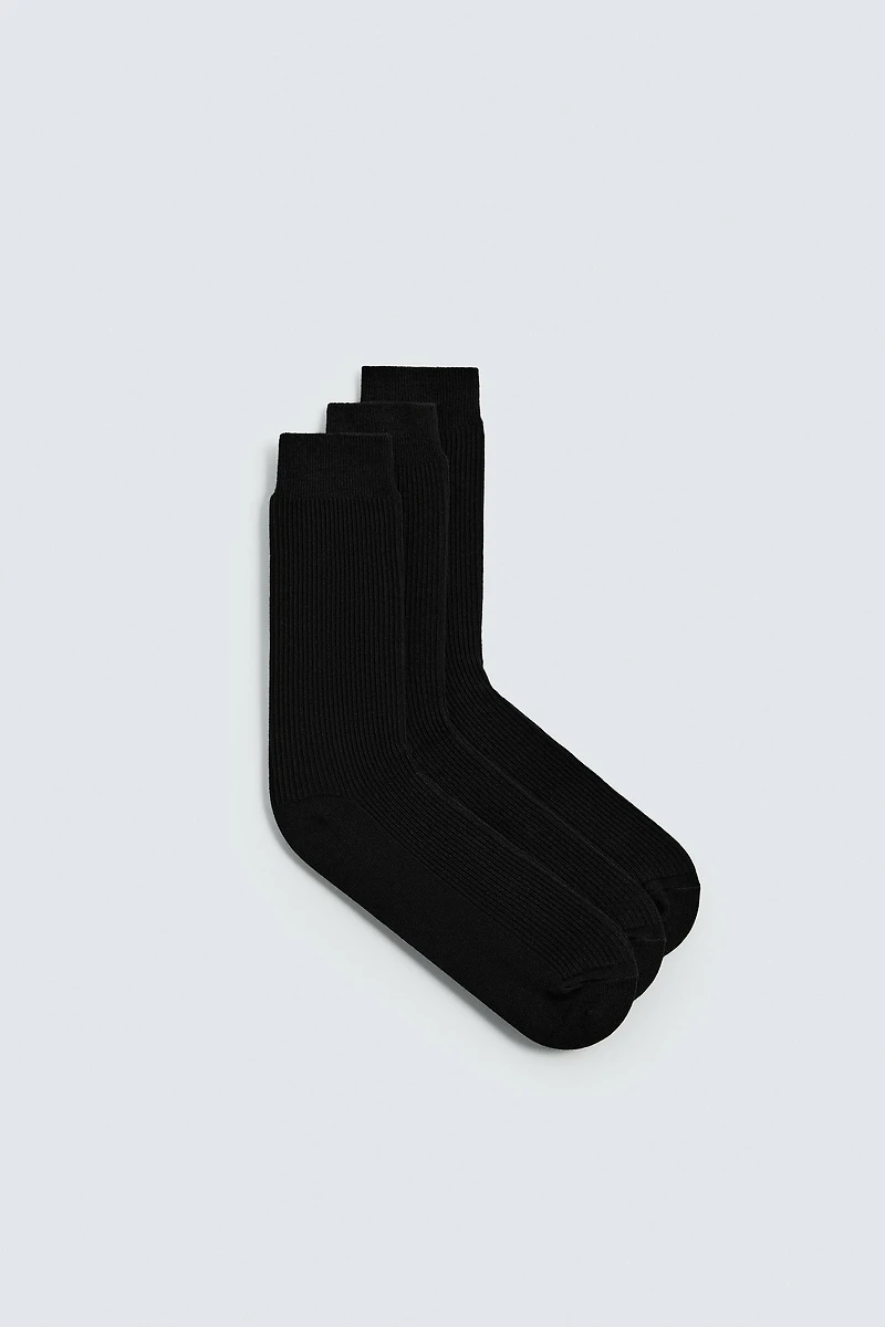LIGHTWEIGHT SOCKS THREE-PACK