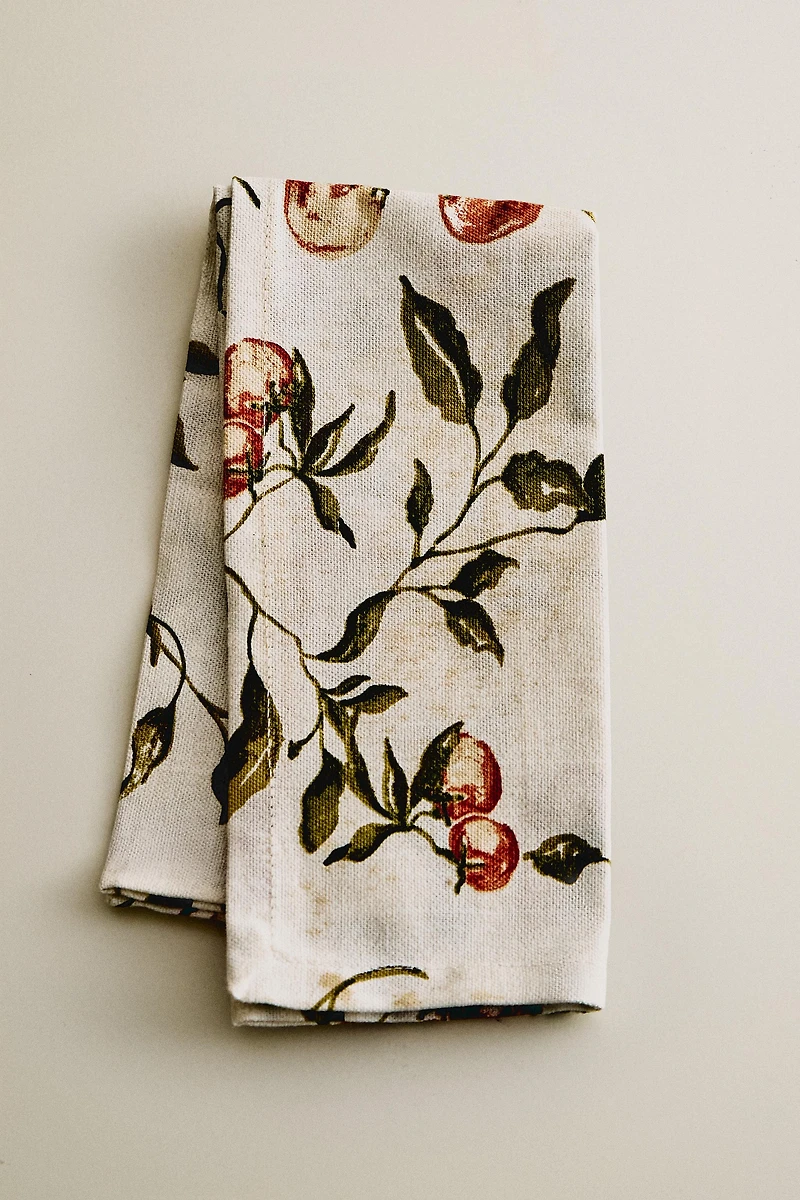 TOMATO PRINT NAPKINS (PACK OF 2)