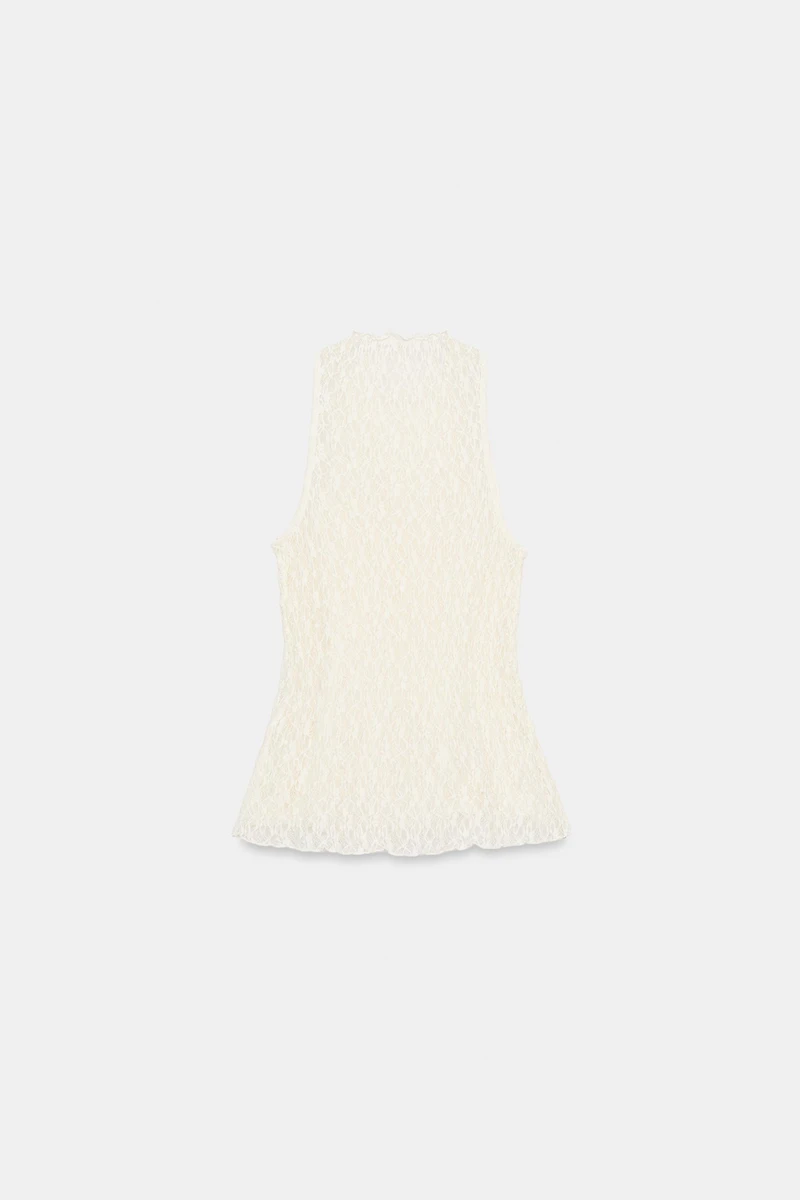 GATHERED LACE TOP