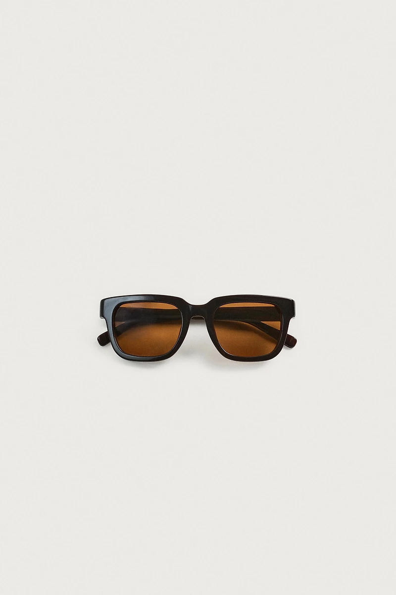 SQUARED SUNGLASSES