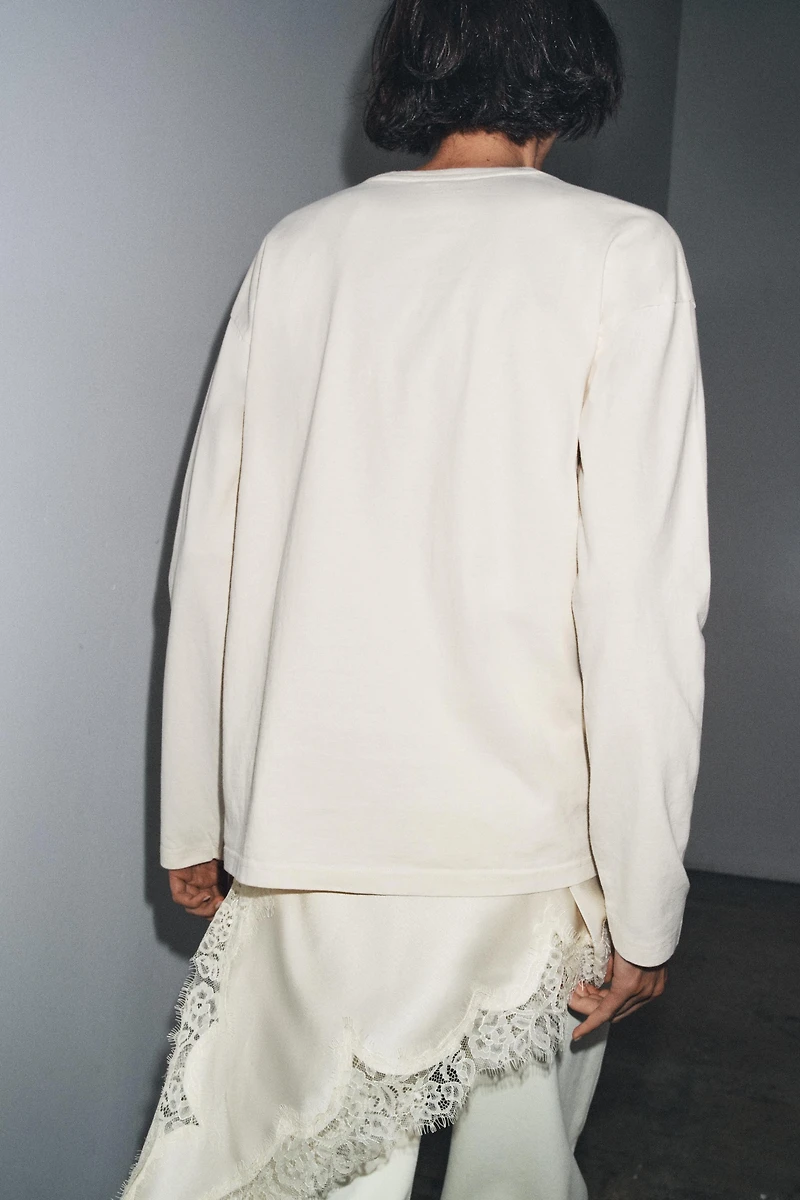 LONG SLEEVE T-SHIRT