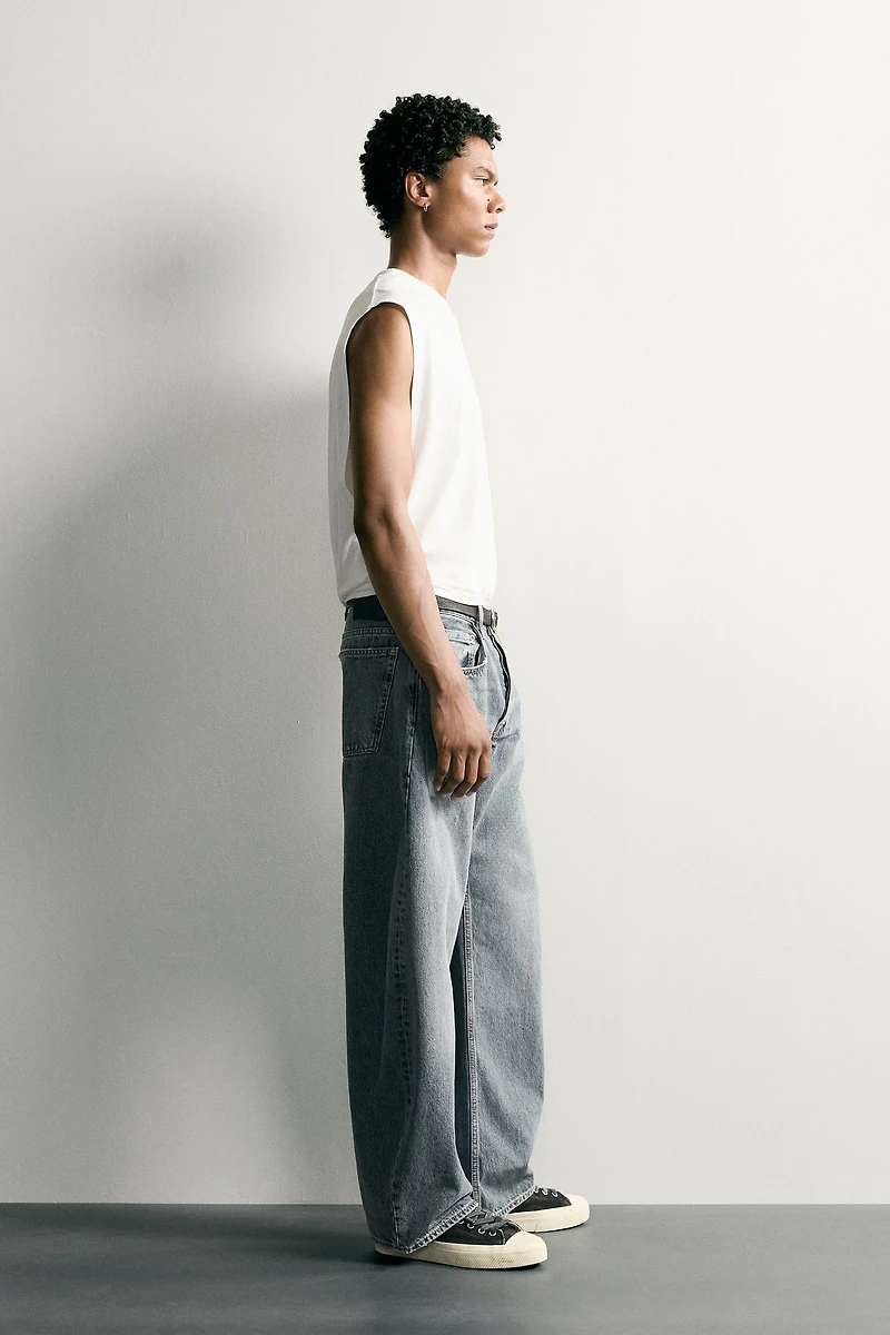 BARREL FIT JEANS