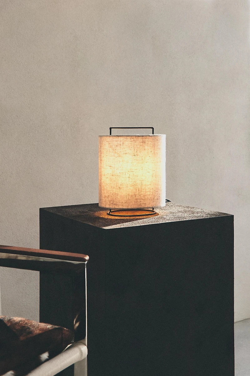 LINEN TABLE LAMP