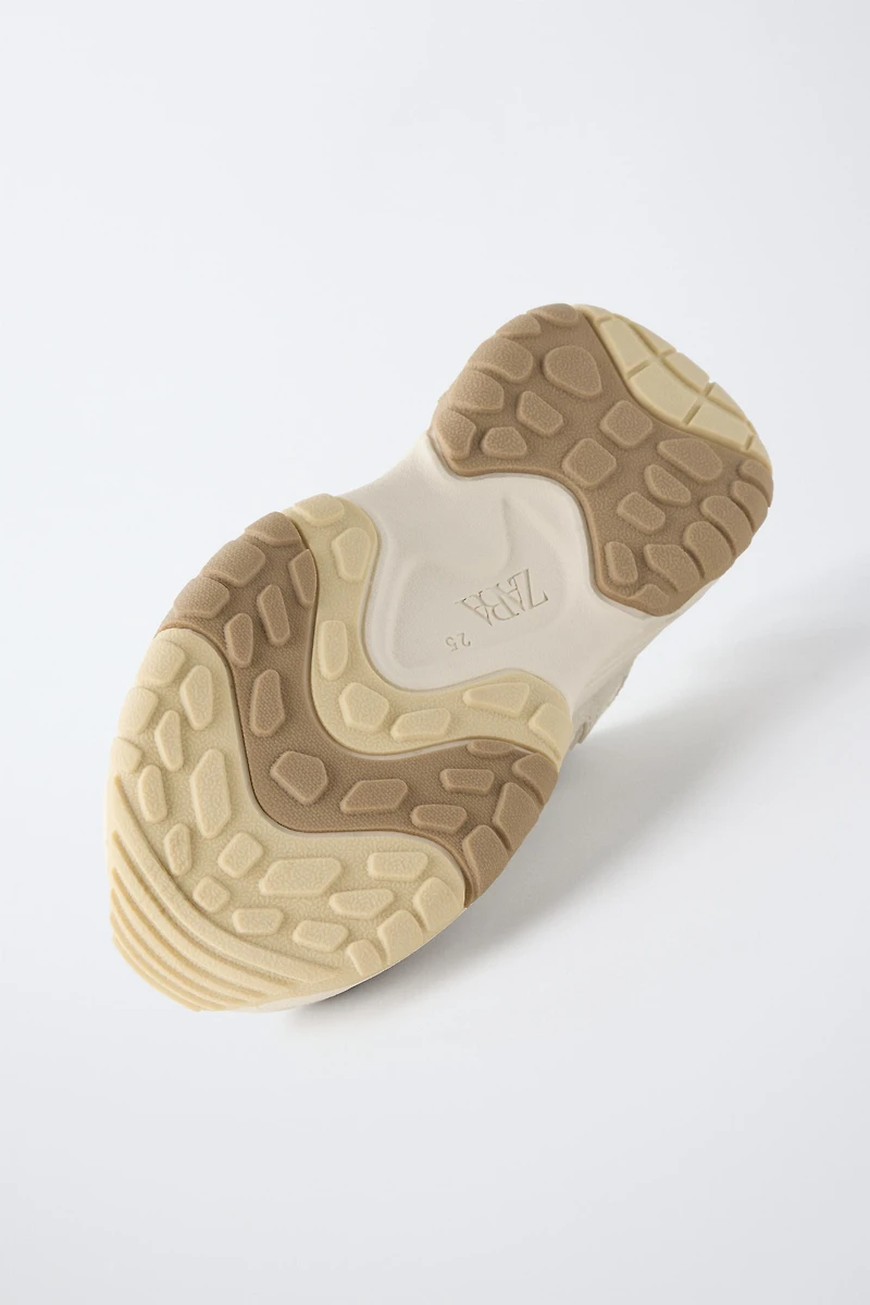 MESH ATHLETIC SNEAKERS