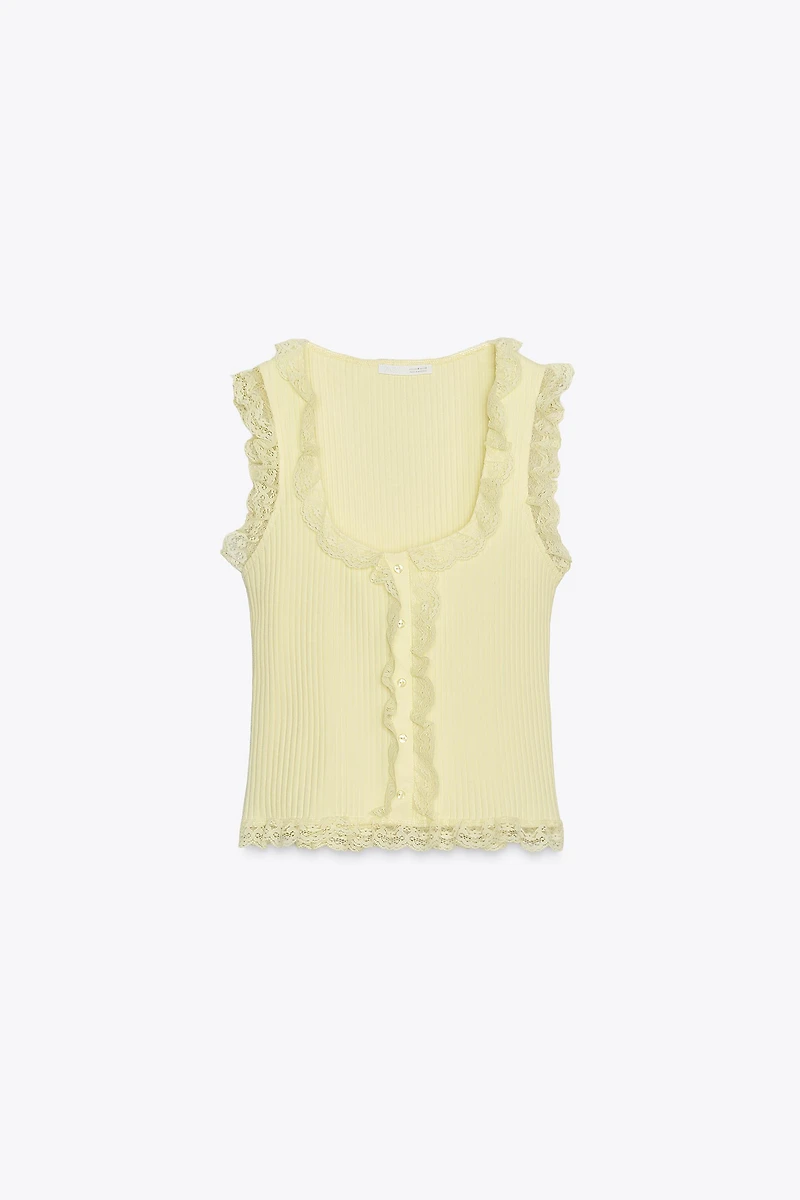LACE BUTTON TOP