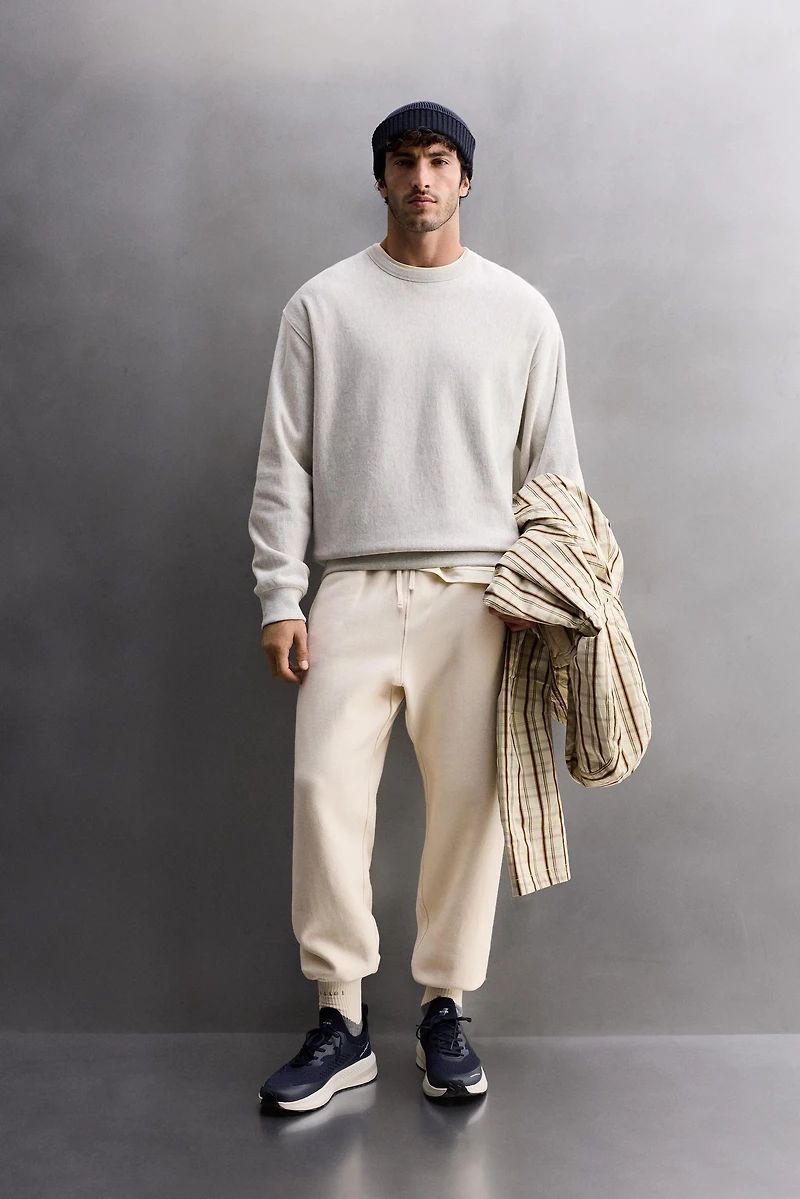 RELAXED FIT CREWNECK SWEATSHIRT