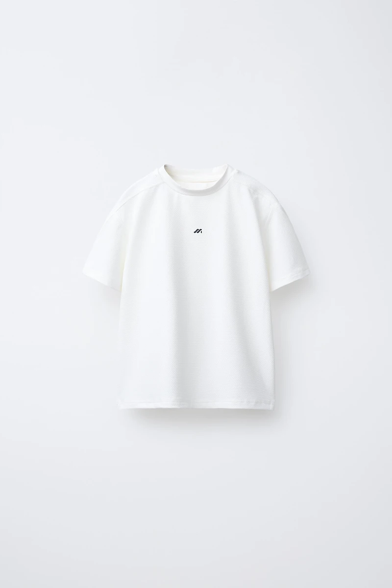 T-SHIRT TECHNIQUE LOGO
