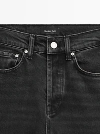 Straight-leg high-waist jeans