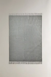 CHECK BLANKET WITH FRINGING