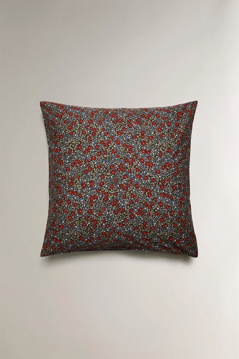 CHILDREN'S CHRISTMAS FLORAL PILLOWCASE