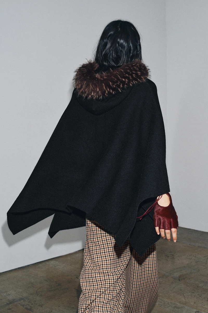 FAUX FUR KNIT CAPE
