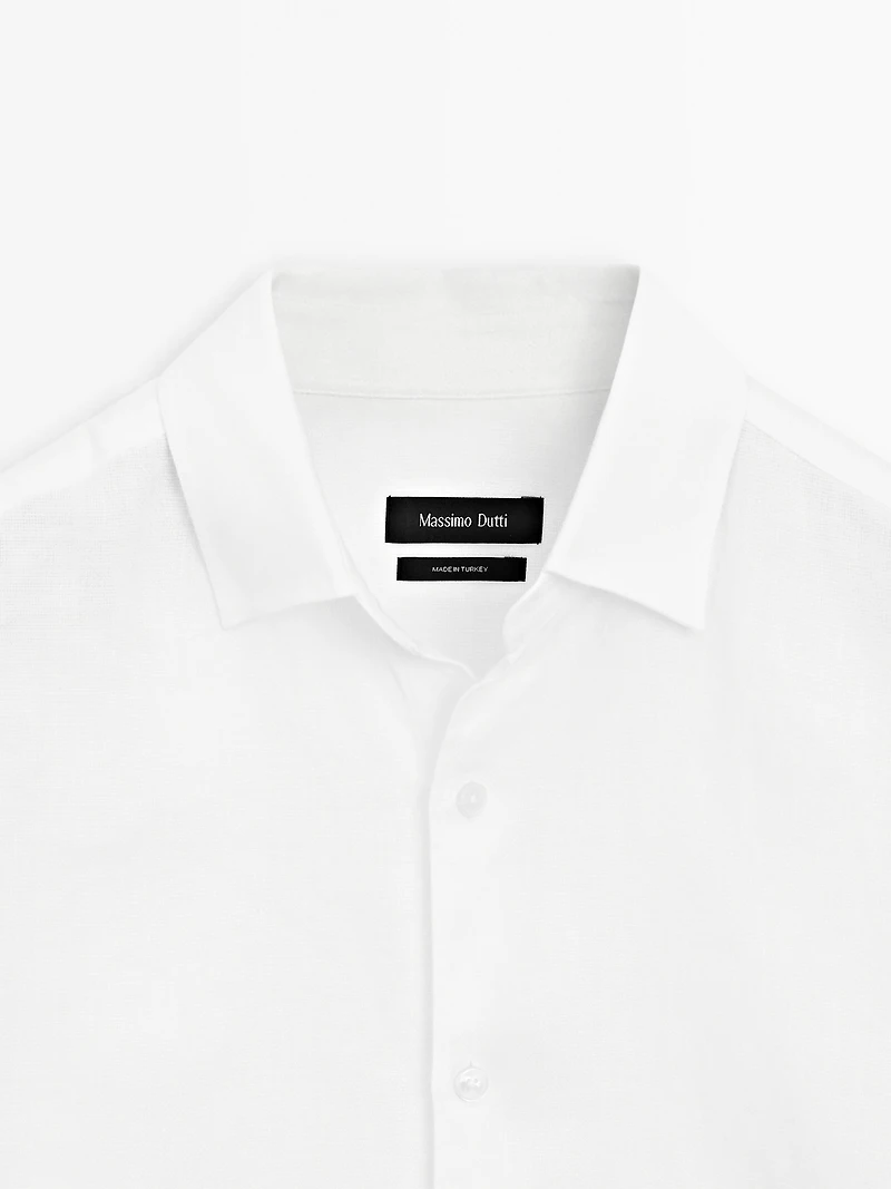 Chemise slim en lin mélangé
