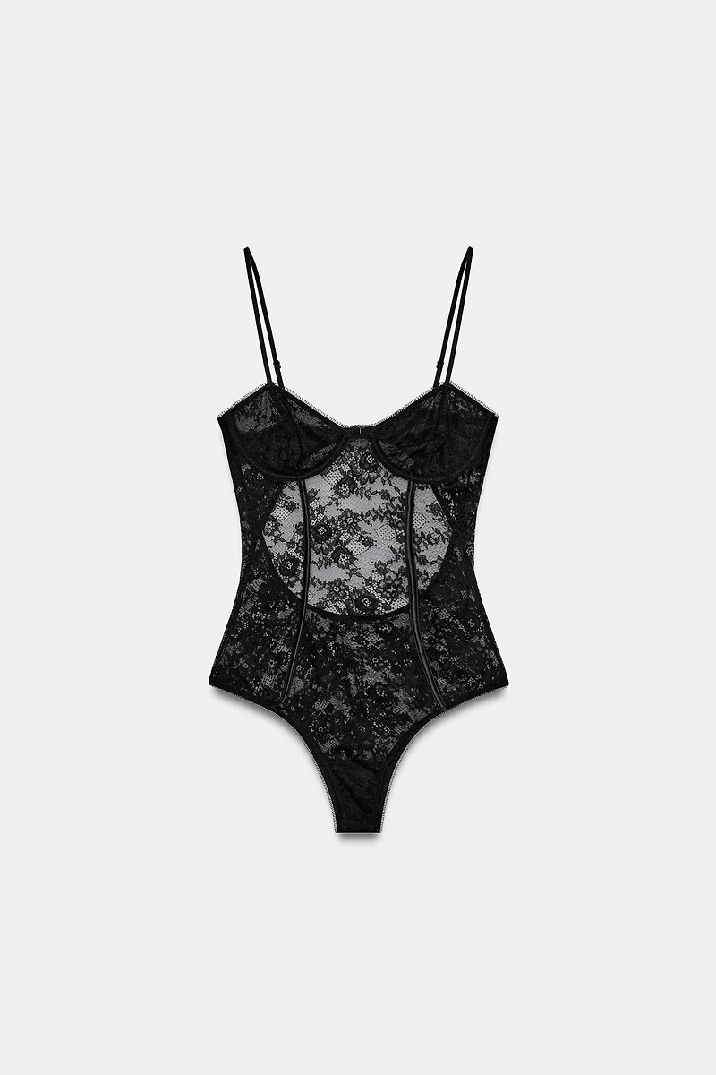 BODY DENTELLE DOS NU