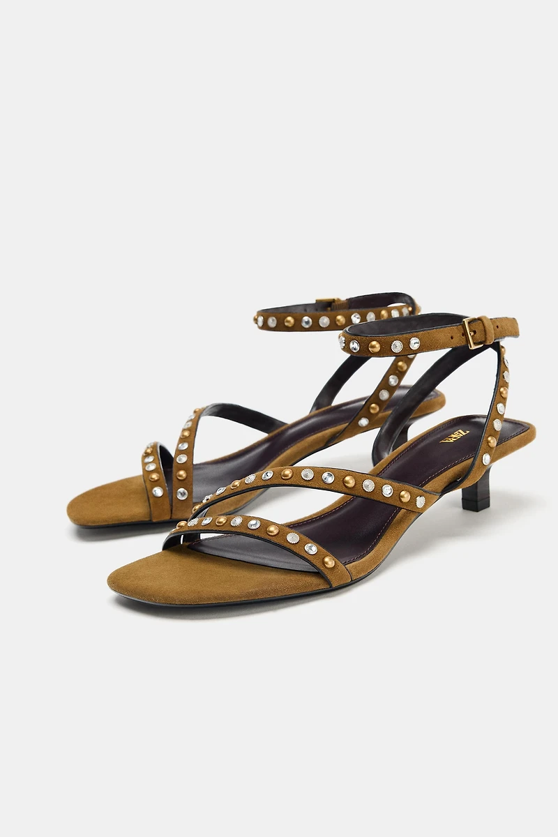 SPLIT LEATHER STUDDED KITTEN SANDAL