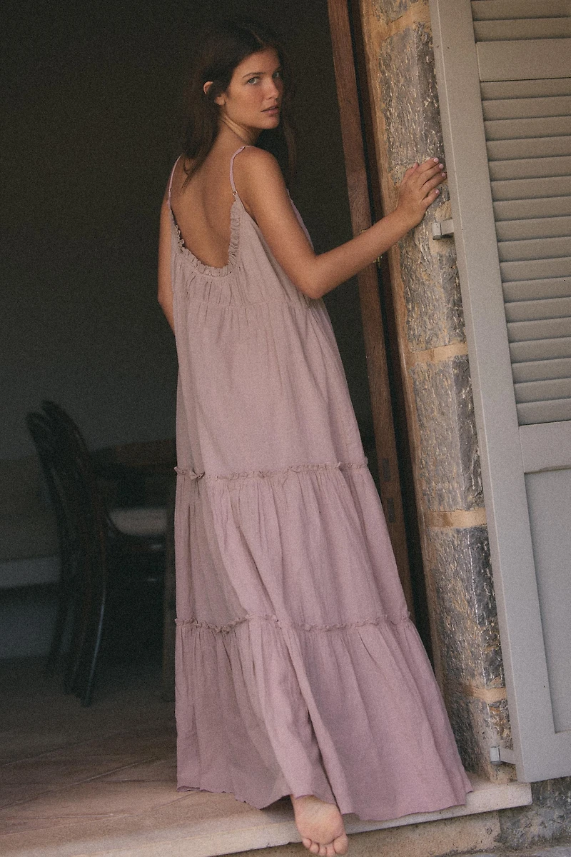 ROBE LONGUE EN GAZE À VOLANTS