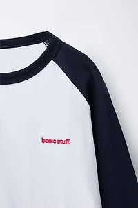 RAGLAN SLEEVE T-SHIRT WITH EMBROIDERED TEXT