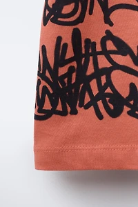 GRAFFITI PRINT T-SHIRT