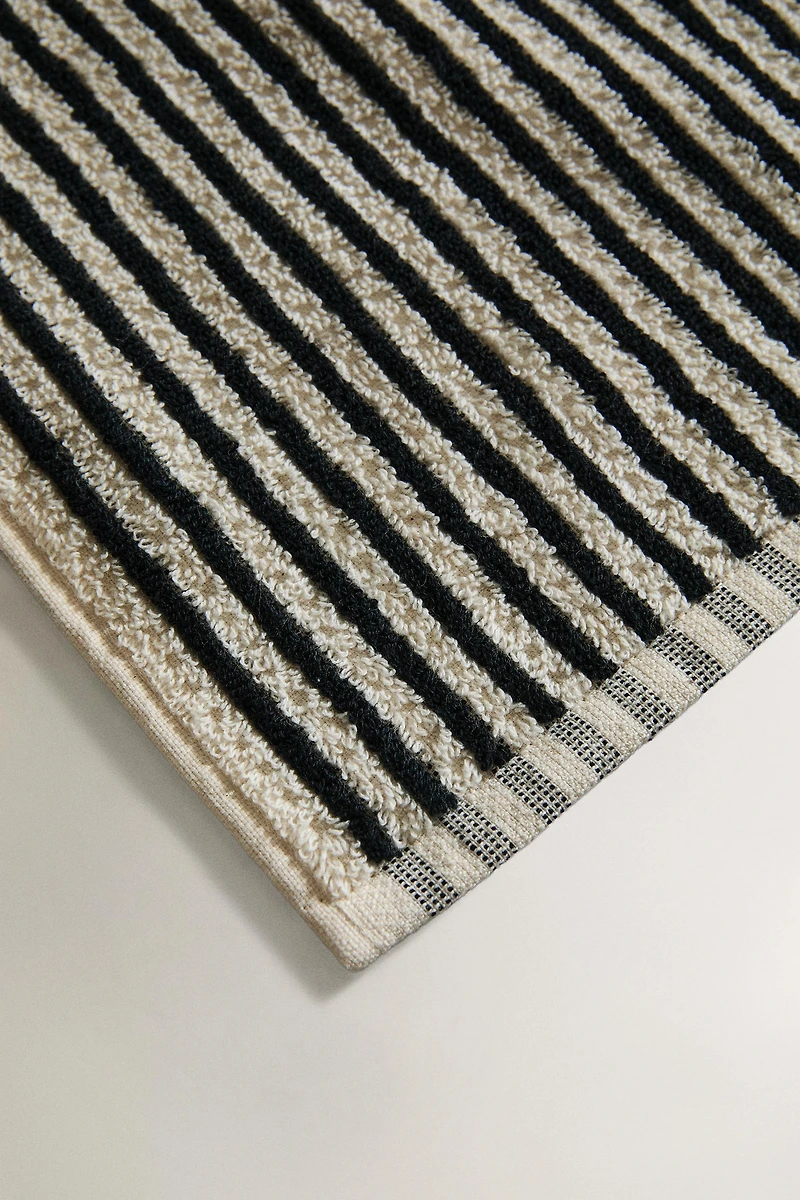 DYED THREAD COTTON BATH TOWEL