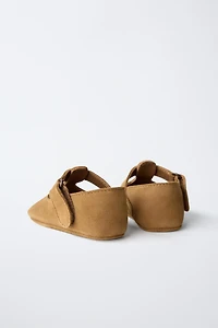 LEATHER T-BAR SHOES