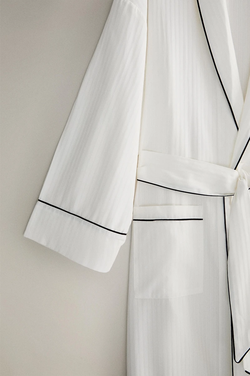 ROBE DE CHAMBRE JACQUARD RAYURES