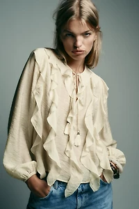 BLOUSE ROMANTIQUE À VOLANTS