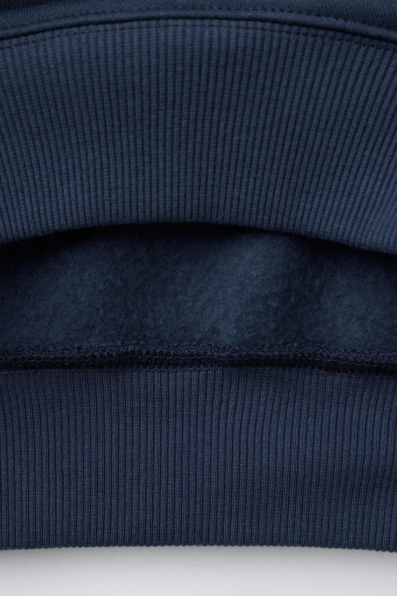 SPARKLY STAR PRINT SWEATSHIRT